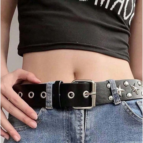 Grunge Style Studs & Stars Black Belt - Picture 2 of 8